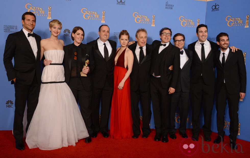 El equipo de 'La gran estafa americana', mejor película de comedia en los Globos de Oro 2014