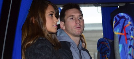 Leo Messi y Antonella Roccuzzo antes de viajar a Zurich para la gala del Balón de Oro 2013