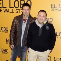 Hugo Silva y Pepón Nieto en el estreno de 'El lobo de Wall Street' en Madrid