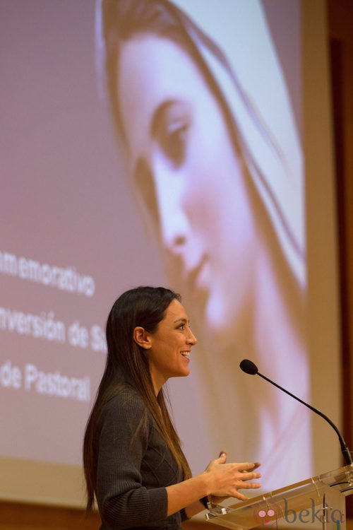 Tamara Falcó durante un simposio en la Universidad San Pablo CEU