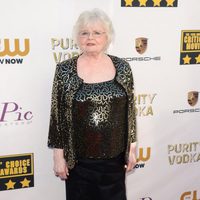 June Squibb en la alfombra roja de los Critics' Choice Movie Awards 2014