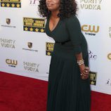 Oprah Winfrey en la alfombra roja de los Critics' Choice Movie Awards 2014