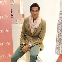 Óscar Higares en la apertura de una tienda de la firma de cosméticos Benefit
