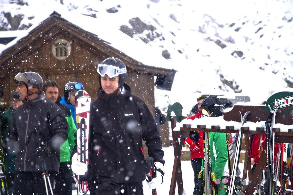 El Príncipe Felipe en la estación de esquí de Formigal