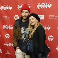 Mark Webber y Teresa Palmer a su llegada al festival de cine 'Sundance' 2014
