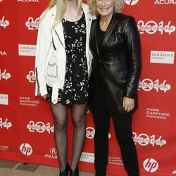 Elle Fanning y Glenn Close a su llegada al festival de cine 'Sundance' 2014