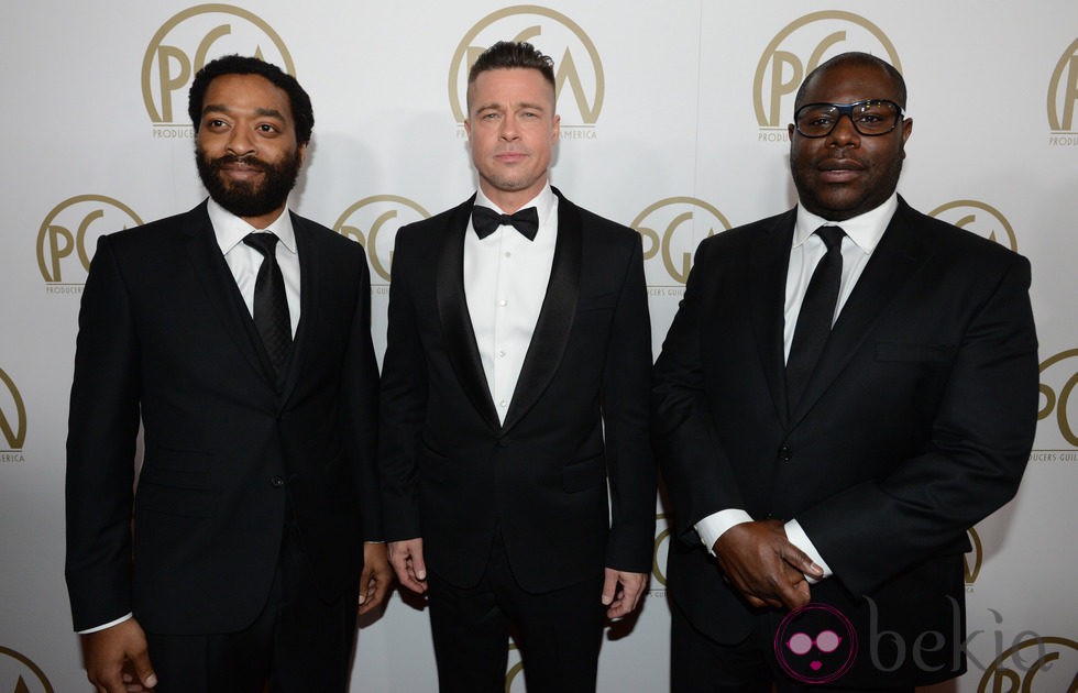 Chiwetel Ejiofor, Brad Pitt y Steve McQueen en la gala de entrega de los Producers Guild Awards 2014