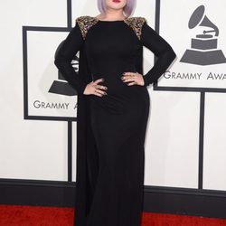 Kelly Osbourne en la alfombra roja de los Grammy 2014
