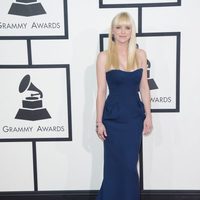 Anna Faris en la alfombra roja de los Grammy 2014
