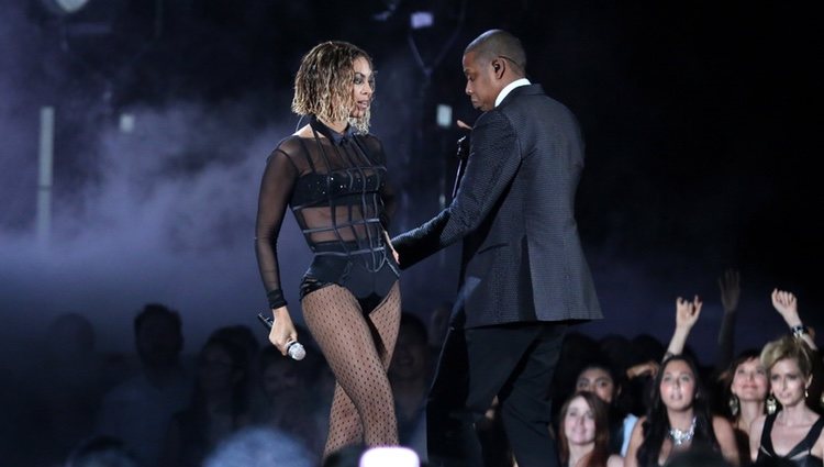 Beyoncé y Jay Z durante su actuación en los Grammy 2014