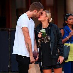 Rita Ora y Calvin Harris se ponen románticos