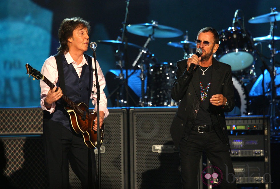 Paul McCartney y Ringo Starr juntos en los Grammy 2014