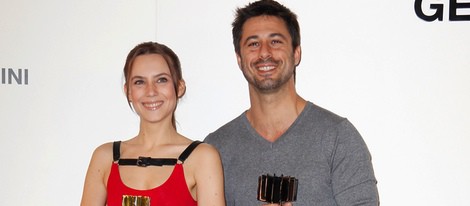 Hugo Silva y Aura Garrido recogen el Premio Carmen a la Belleza más Internacional del Cine Español