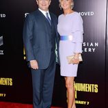 Hugh Bonneville y su esposa en el estreno de 'Monuments Men' en Nueva York