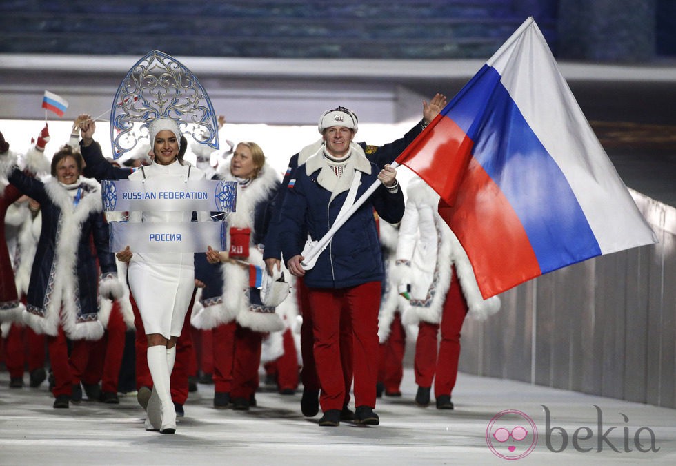 Irina Shayk encabeza la delegación de Rusia de Sochi 2014