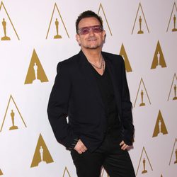 Bono en el almuerzo de los nominados a los Oscar 2014