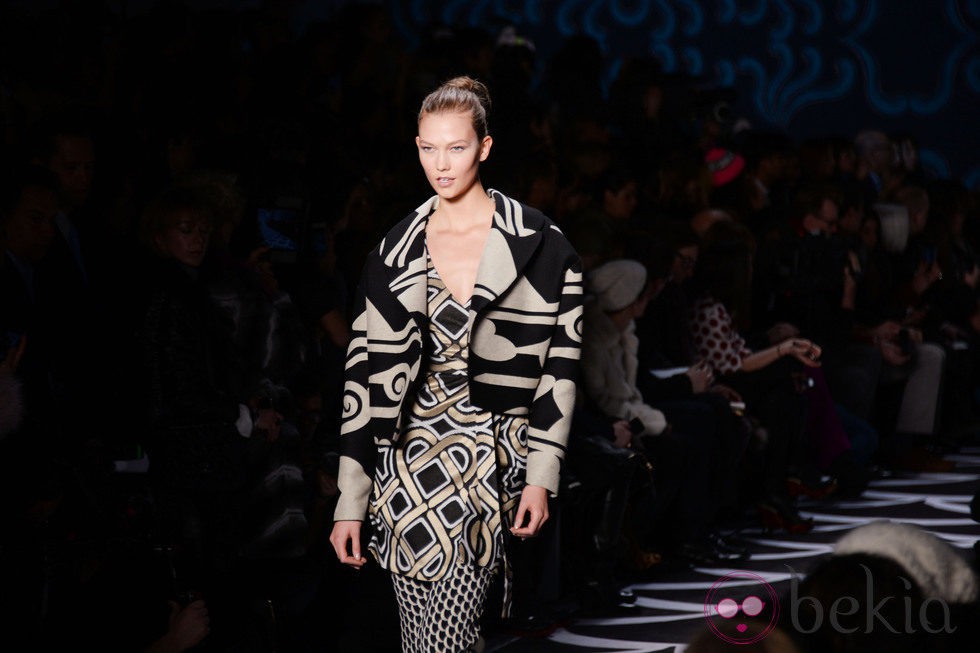 Karlie Kloss desfilando en la Semana de la Moda de Nueva York 2014