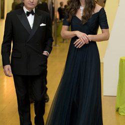 La Duquesa de Cambridge, de gala en la National Portrait Gallery de Londres