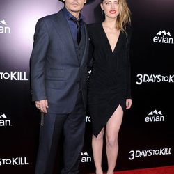 Johnny Depp y Amber Heard en el estreno de '3 Days to Kill' en Los Angeles