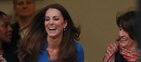 Kate Middleton muy sonriente en el Instituto Northolt para niños con discapacidades