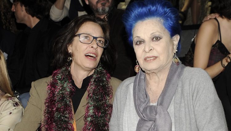 Paola Dominguin y Lucía Bosé en el desfile de Francis Montesinos en Madrid Fashion Week otoño/invierno 2014/2015