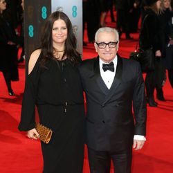 Helen Morris y Martin Scorsese en la alfombra roja de los BAFTA 2014