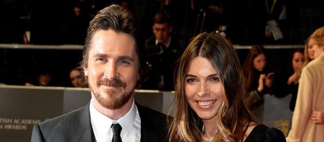 Christian Bale y Sibi Blazic en los BAFTA 2014