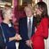 Helen Mirren charla con Kate Middleton en una recepción en Buckingham Palace