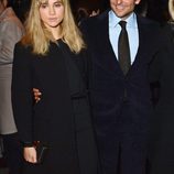 Bradley Cooper y Suki Waterhouse en el front row de Tom Ford en la Londres Fashion Week 2014