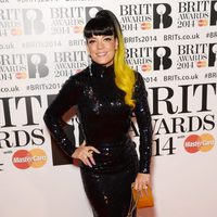 Lily Allen en los Brit Awards 2014