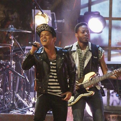 Bruno Mars durante su actuación en los Brit Awards 2014