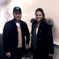 Chris O'Neill y Magdalena de Suecia abandonan el hospital junto a su hija tras dar a luz