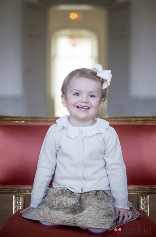 La Princesa Estela de Suecia en su segundo cumpleaños