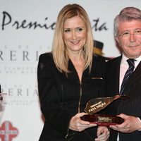 Cristina Cifuentes y Enrique Cerezo en los Premios Pata Negra 2014