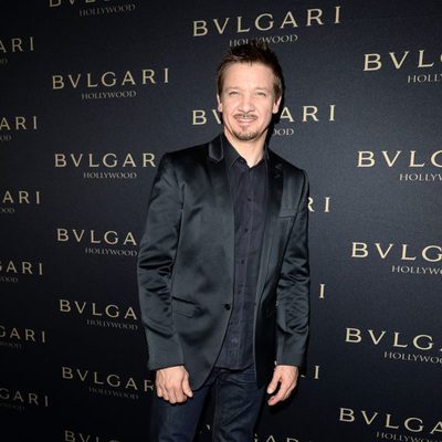 Jeremy Renner en la fiesta de Bulgari 'Decades of Glamour'
