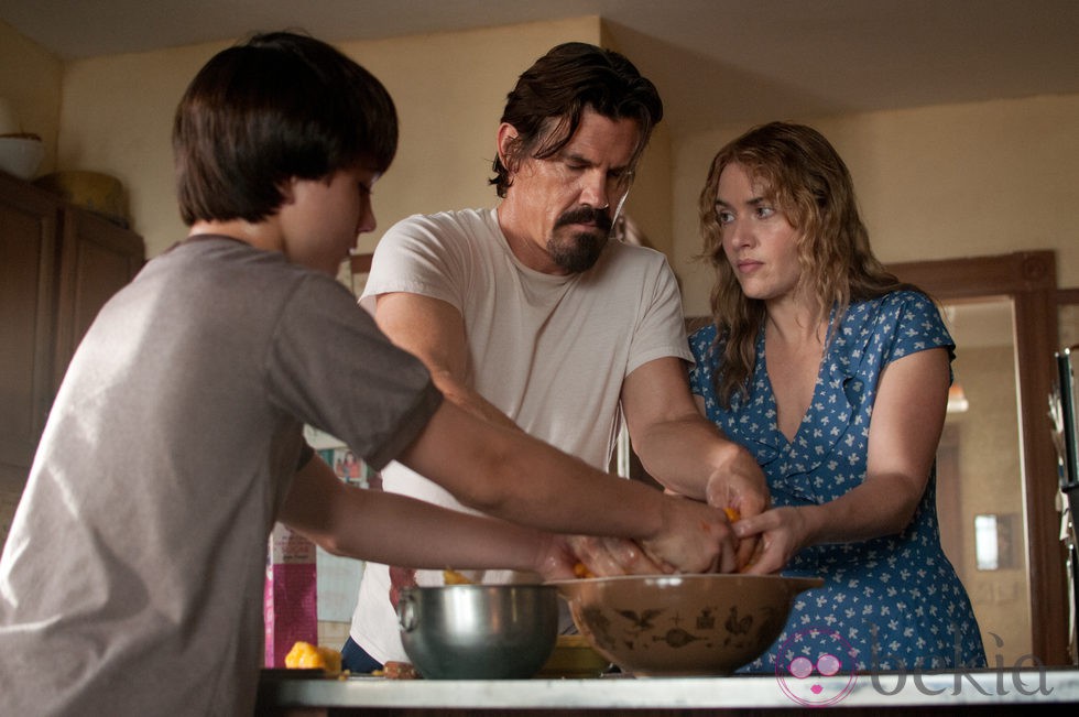 Kate Winslet, Josh Brolin y Gattlin Griffith en 'Una vida en tres días'