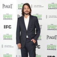 Diego Luna en los Independent Spirit Awards 2014