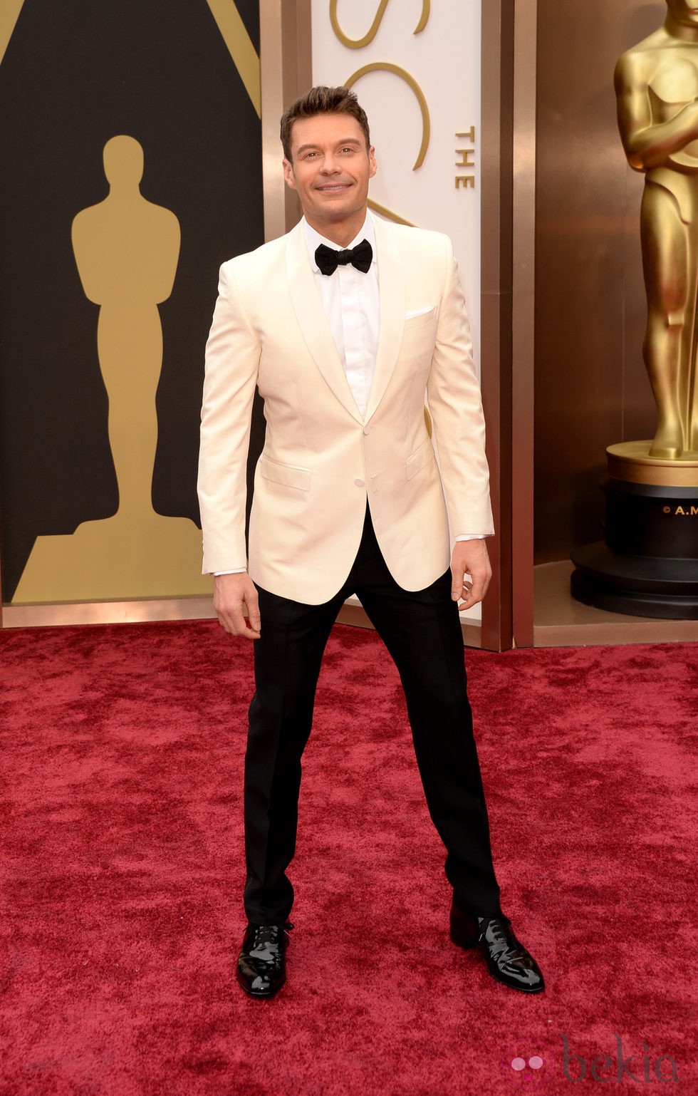 Ryan Seacrest en la alfombra roja de los Oscar 2014