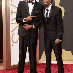 Faysal Ahmed y Barkhad Abdi en la alfombra roja de los Oscar 2014