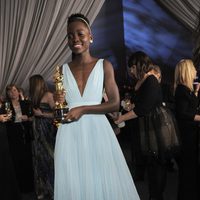 Lupita Nyong'o en la fiesta Governors Ball tras los Oscar 2014