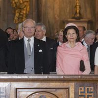 Los Reyes de Suecia y los Príncipes Victoria, Daniel y Carlos Felipe celebran el nacimiento de Leonor de Suecia