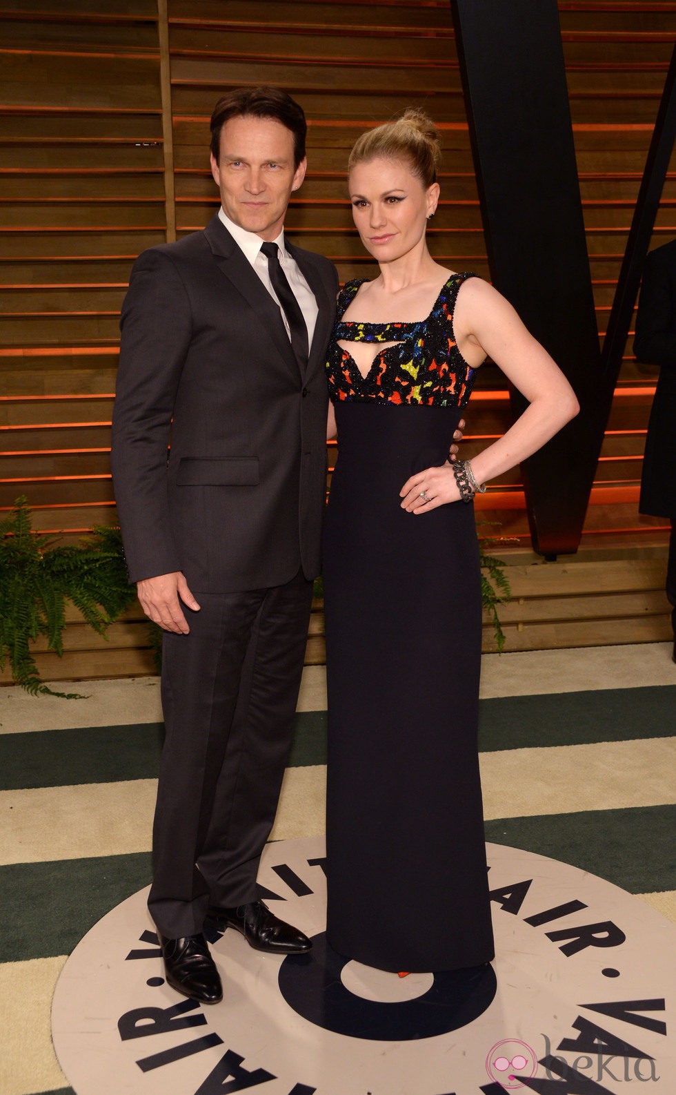 Stephen Moyer y Anna Paquin en la fiesta Vanity Fair en los Oscar 2014
