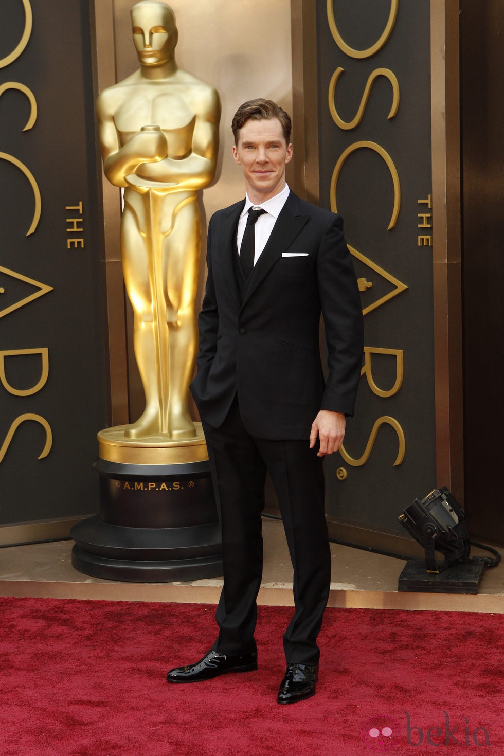 Benedict Cumberbatch en la alfombra roja de los Oscar 2014