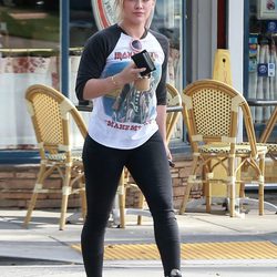 Hilary Duff a la salida de un gimnasio de Beverly Hills