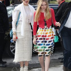 Melanie Griffith y Stella Banderas en la Semana de la Moda de Paris 2014