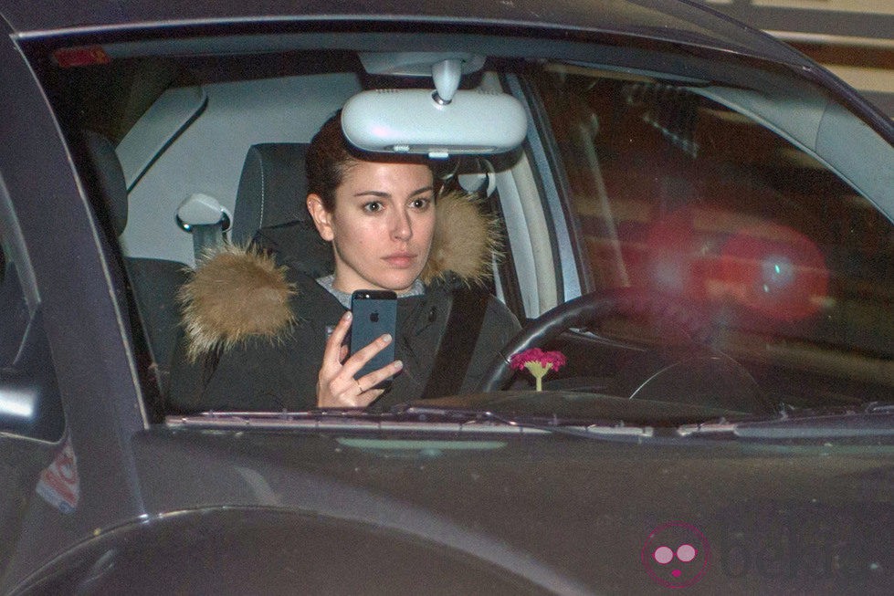 Blanca Suárez llegando en su coche a casa de Dani Martín