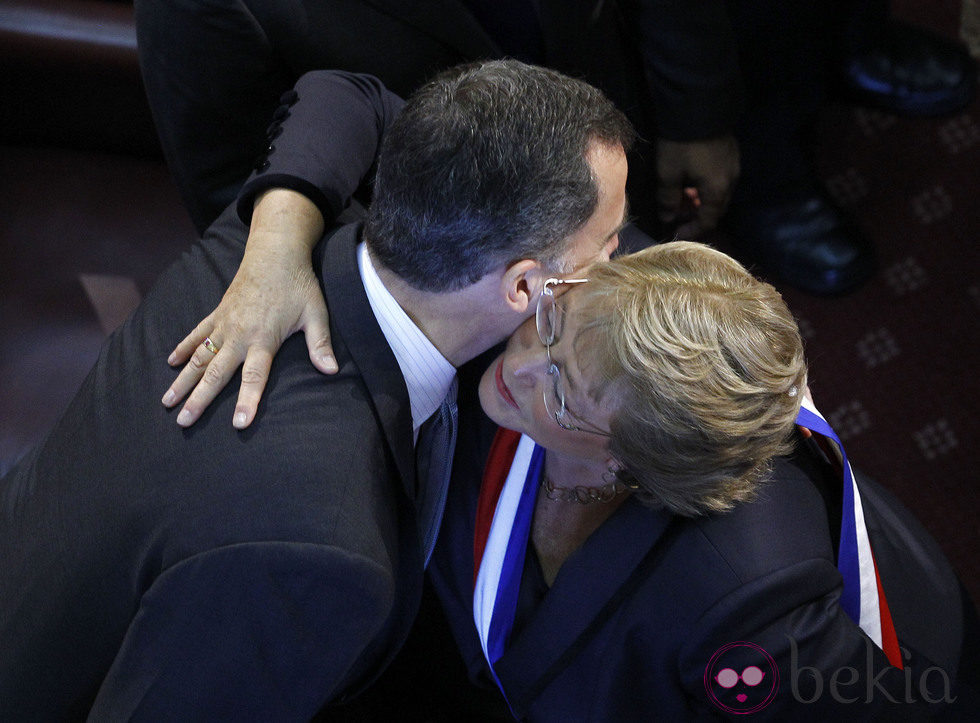 El Príncipe Felipe felicita a Michelle Bachelet en su toma de posesión como presidenta de Chile