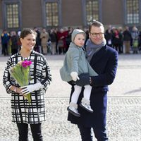 Victoria de Suecia con el Príncipe Daniel y la Princesa Estela en el Día de la Princesa Heredera