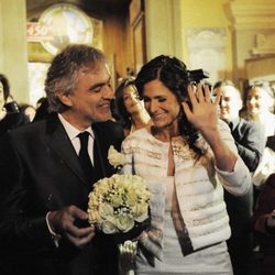 Andrea Bocelli y su mujer Veronica Berti recién casados
