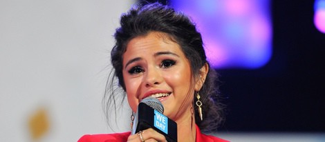 Selena Gomez durante su emotivo discurso del We Day California celebrado en el Oracle Arena de Oakland